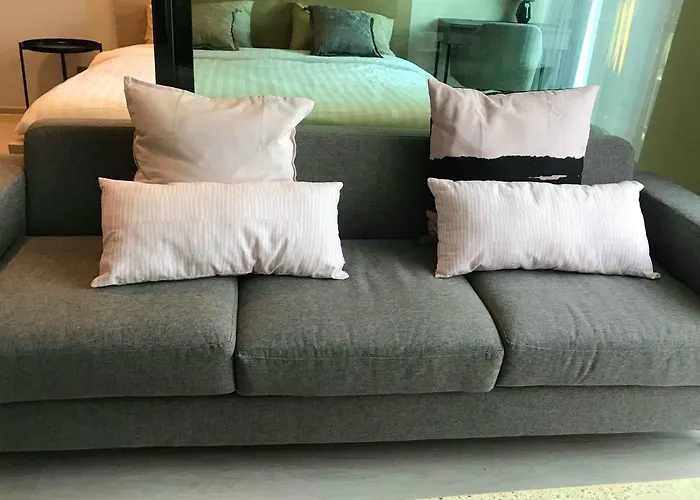 Cbd Asoke/nana/ploenchit +2 Mins To Terminal 21