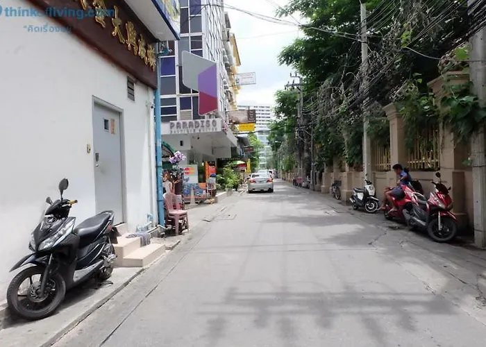 Cbd Asoke/nana/ploenchit +2 Mins To Terminal 21 *